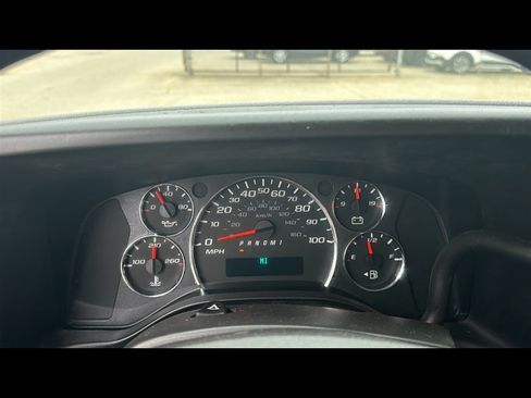 Used 2015 Chevrolet Express 2500 LT w/ LT Preferred Equipment Group RWD image 14