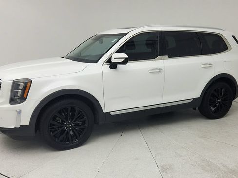 Used 2021 Kia Telluride SX w/ SX Prestige Package AWD/4WD image 3