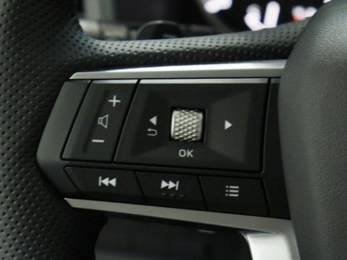 New 2026 Mitsubishi Outlander SE FWD image 9