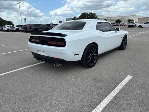 Used 2022 Dodge Challenger R/T w/ Blacktop Package RWD image 5