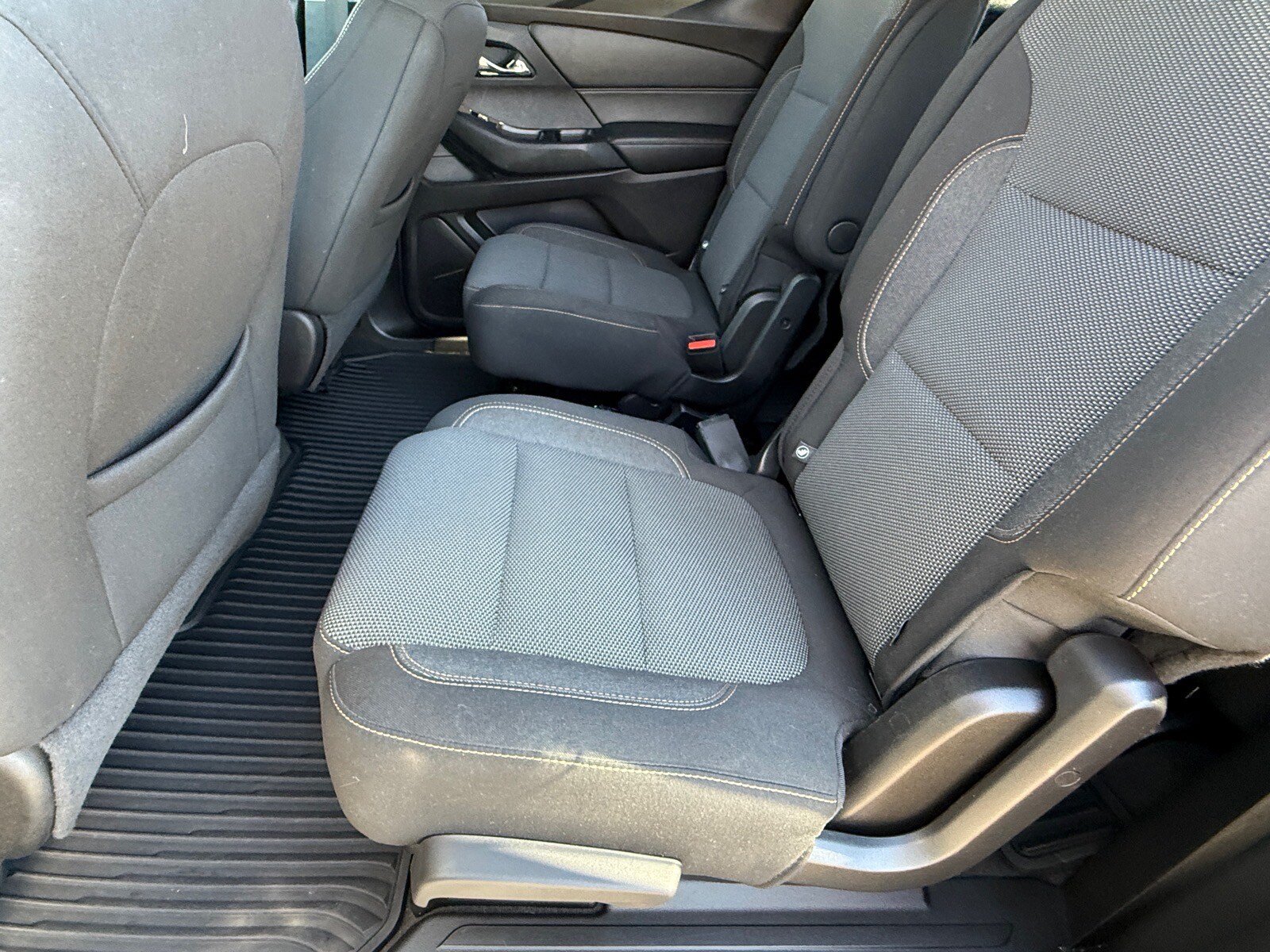 Used 2019 Chevrolet Traverse LT AWD/4WD image 11