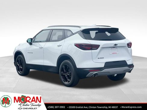 Certified 2024 Chevrolet Blazer LT w/ Convenience Package FWD image 4