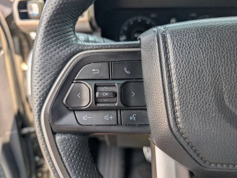 Used 2025 Toyota Tacoma TRD Sport w/ TRD Sport Upgrade Package AWD/4WD image 23