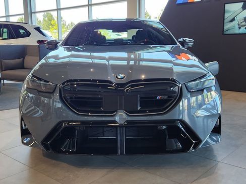 New 2026 BMW M5 w/ Carbon Package AWD/4WD image 2