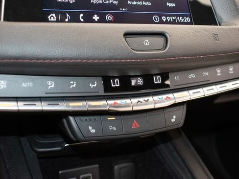Used 2020 Cadillac XT4 Sport AWD/4WD image 31