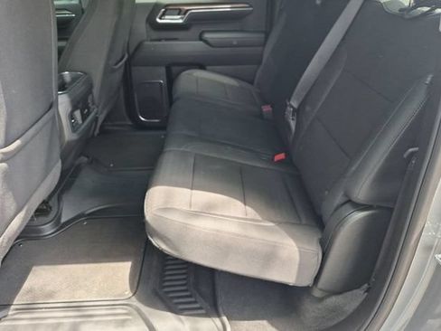 Used 2025 Chevrolet Silverado 1500 LT Trail Boss w/ Convenience Package II AWD/4WD image 22
