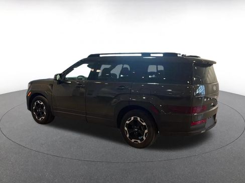 Used 2025 Hyundai Santa Fe SEL image 10