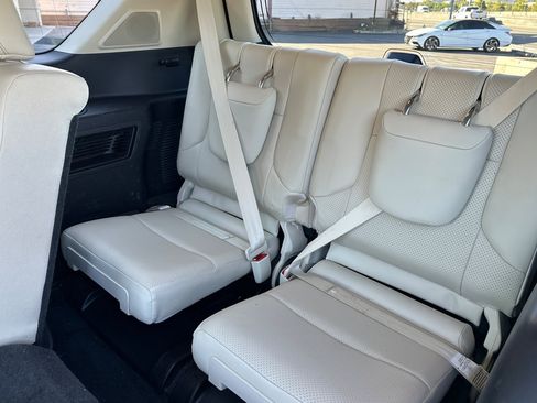 Used 2022 Lexus GX 460 Luxury w/ Off Road Package AWD/4WD image 36