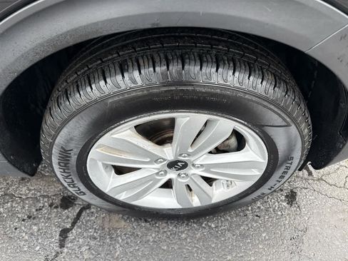 Used 2018 Kia Sportage LX AWD/4WD image 10