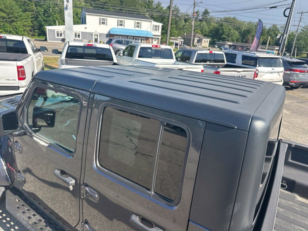 Used 2021 Jeep Gladiator Rubicon w/ Dual Top Group AWD/4WD image 32