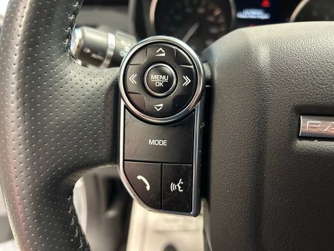 Used 2014 Land Rover Range Rover Sport HSE image 11