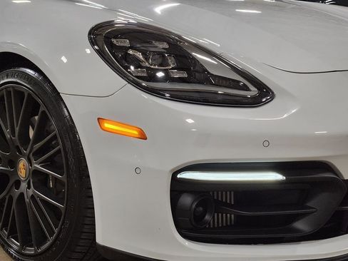 Used 2023 Porsche Panamera image 14