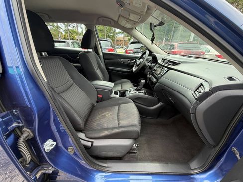 Used 2017 Nissan Rogue S FWD image 15