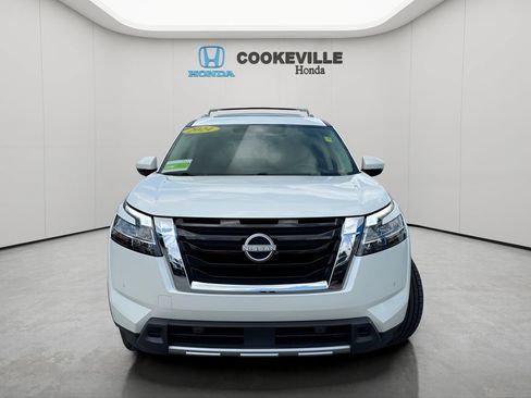 Used 2024 Nissan Pathfinder Platinum AWD/4WD image 6