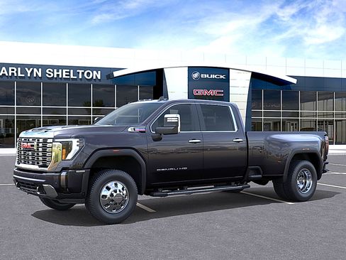 New 2026 GMC Sierra 3500 Denali w/ Technology Package AWD/4WD image 2