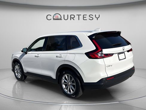 Used 2025 Honda CR-V EX-L image 5