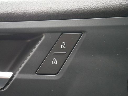 Used 2024 Volkswagen Jetta Sport image 25