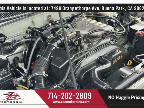 Used 2001 Toyota 4Runner SR5 RWD image 44