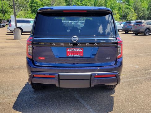 New 2025 Nissan Armada SL w/ Captain's Chari Seat Package image 20