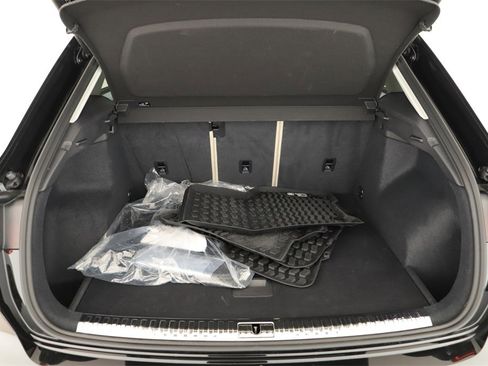 Certified 2022 Audi Q3 2.0T Premium image 29