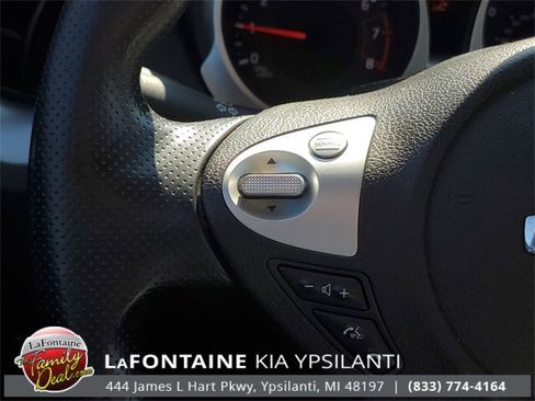 Used 2015 Nissan Juke S image 18