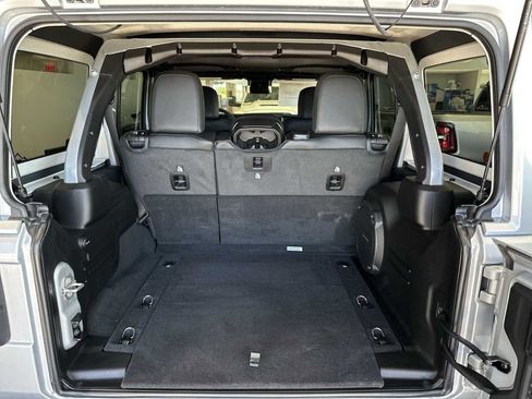 New 2024 Jeep Wrangler Unlimited Rubicon 392 image 29