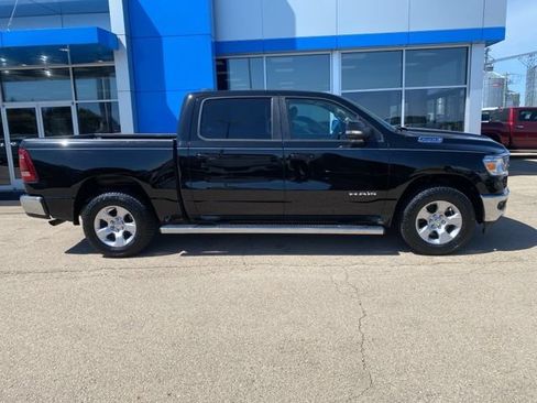 Used 2021 RAM 1500 Big Horn AWD/4WD image 2