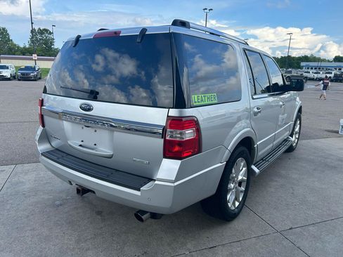 Used 2016 Ford Expedition Limited AWD/4WD image 5