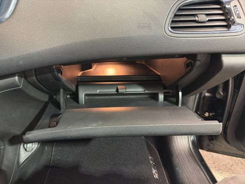 Used 2015 Chrysler 200 S w/ Navigation & Sound Group I image 25