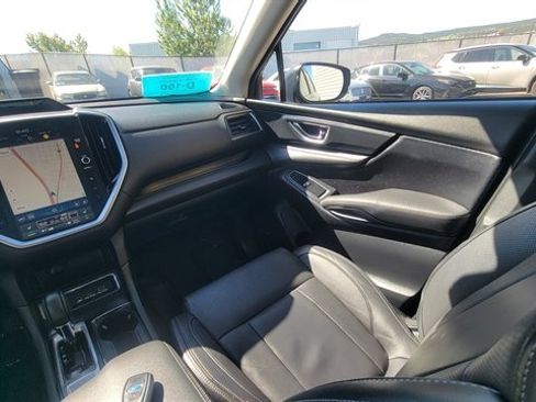 Used 2024 Subaru Ascent Limited w/ Technology Package AWD/4WD image 15