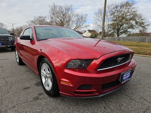 Used 2013 Ford Mustang Coupe image 7
