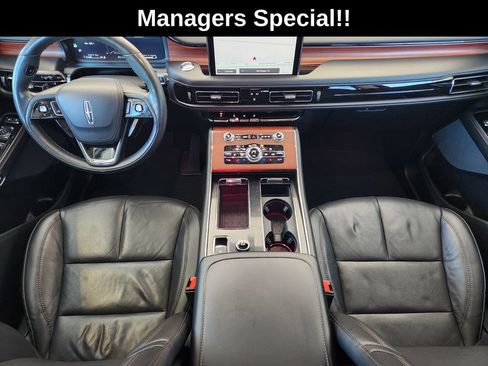 Used 2023 Lincoln Aviator Reserve w/ Equipment Group 201A RWD image 29