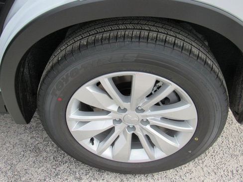New 2026 Mitsubishi Outlander ES FWD image 7