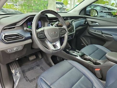 Used 2023 Chevrolet Bolt EUV Premier w/ Sun & Sound Package FWD image 14