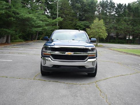 Used 2017 Chevrolet Silverado 1500 LT w/ All Star Edition AWD/4WD image 12