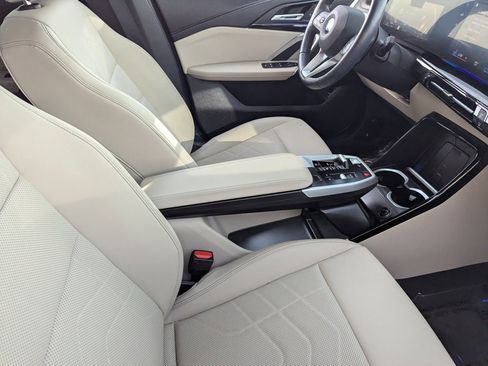 Used 2023 BMW X1 xDrive28i w/ Convenience Package image 12