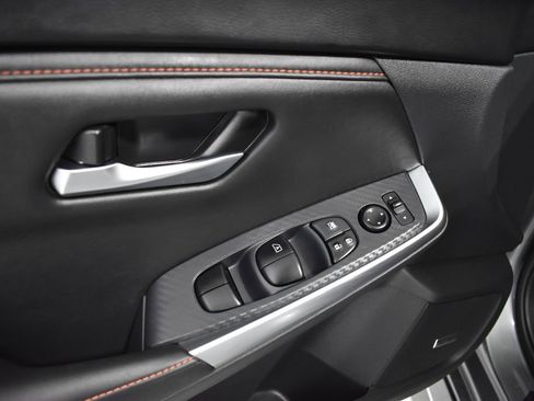 Certified 2024 Nissan Sentra SR w/ SR Premium Package FWD image 15