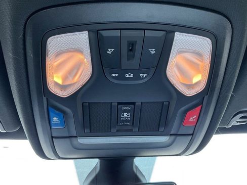Used 2022 RAM 1500 Big Horn AWD/4WD image 38