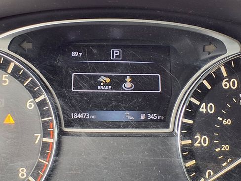 Used 2016 Nissan Altima 2.5 SL w/ Moonroof Package FWD image 10