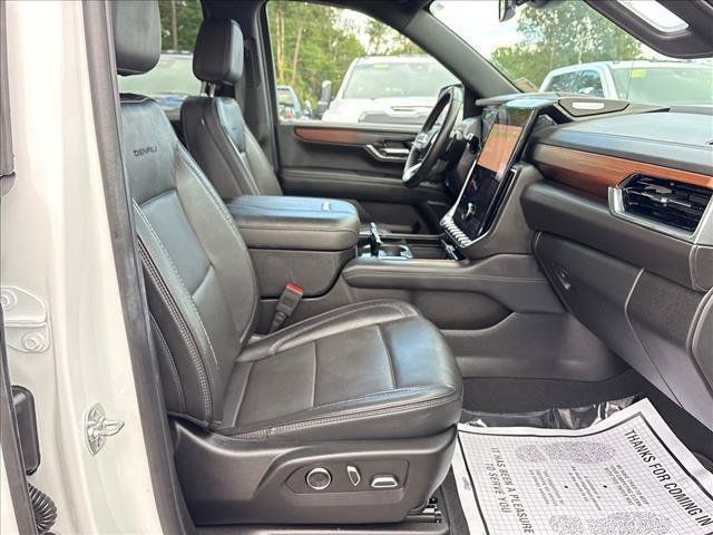 Certified 2025 GMC Yukon Denali AWD/4WD image 7
