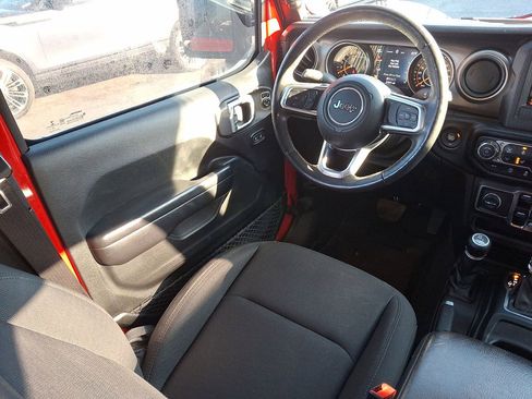 Used 2020 Jeep Gladiator Sport w/ Quick Order Package 24S image 15