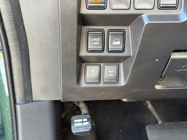 Used 2024 Nissan Frontier PRO-4X AWD/4WD image 35