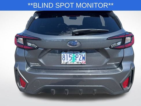 Used 2024 Subaru Crosstrek 2.5i Limited w/ Crosstrek Mirror Package AWD/4WD image 6