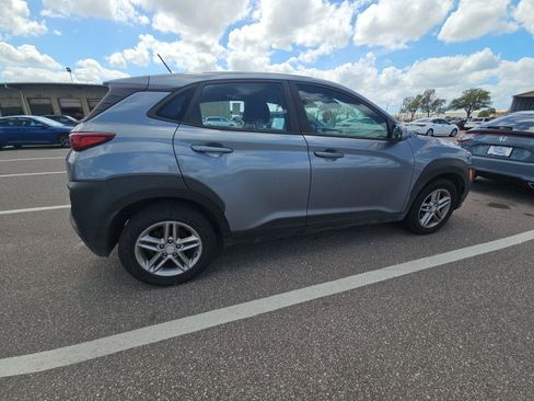 Used 2021 Hyundai Kona SE FWD image 6