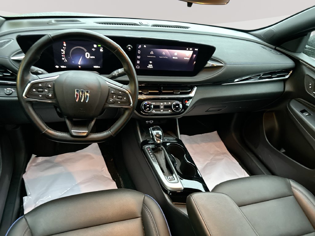 Used 2025 Buick Envista Sport Touring w/ Convenience I Package FWD image 22