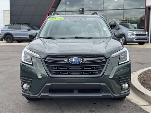 Used 2022 Subaru Forester Premium image 7