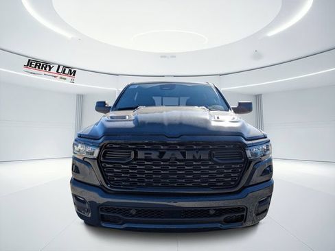 New 2026 RAM 1500 Express AWD/4WD image 8