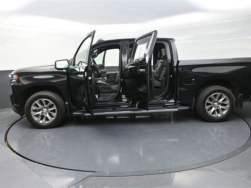 Used 2022 Chevrolet Silverado 1500 High Country w/ Technology Package image 43