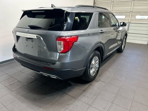 Used 2021 Ford Explorer XLT w/ Equipment Group 202A AWD/4WD image 3