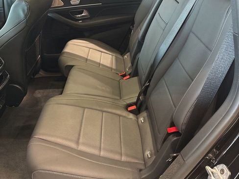 New 2026 Mercedes-Benz GLS 450 4MATIC image 9